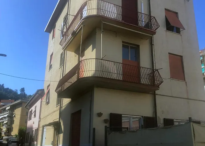 Garden House Cristina 5 Terre Апартаменты Специя